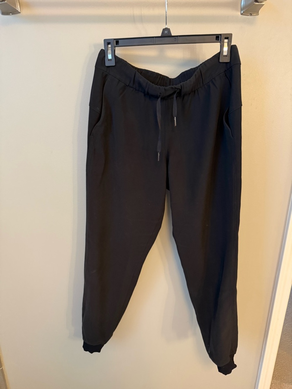 lululemon athletica Women’s Black Jogger Pants